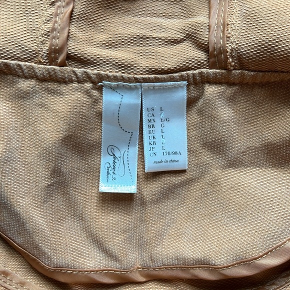 Yellow jacket - Picture 6 of 6